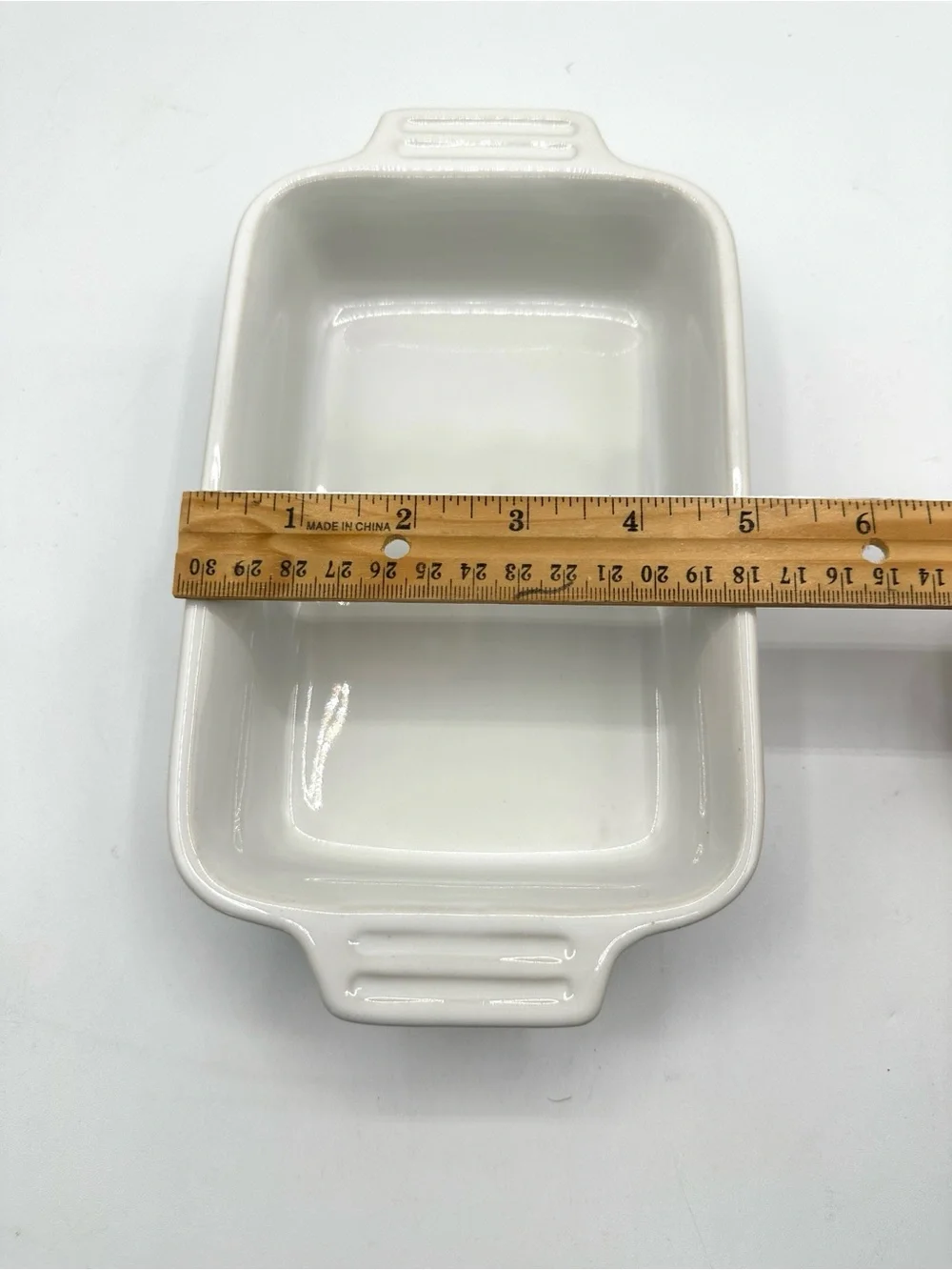 Le Creuset White Baking Dish. 7 x 5” Stoneware’s.